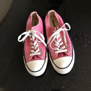 Pink converse shoes